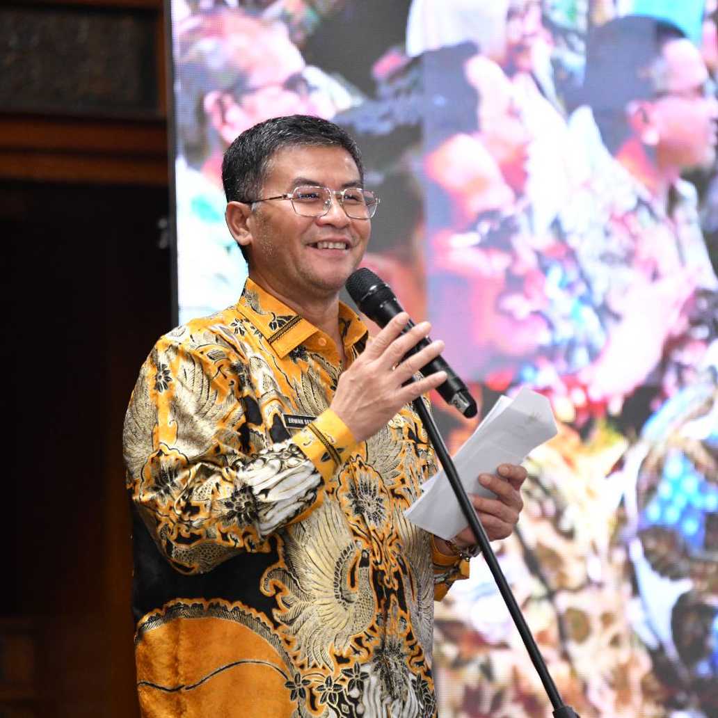 IMGDonec metus orci, malesuada et lectus vitae